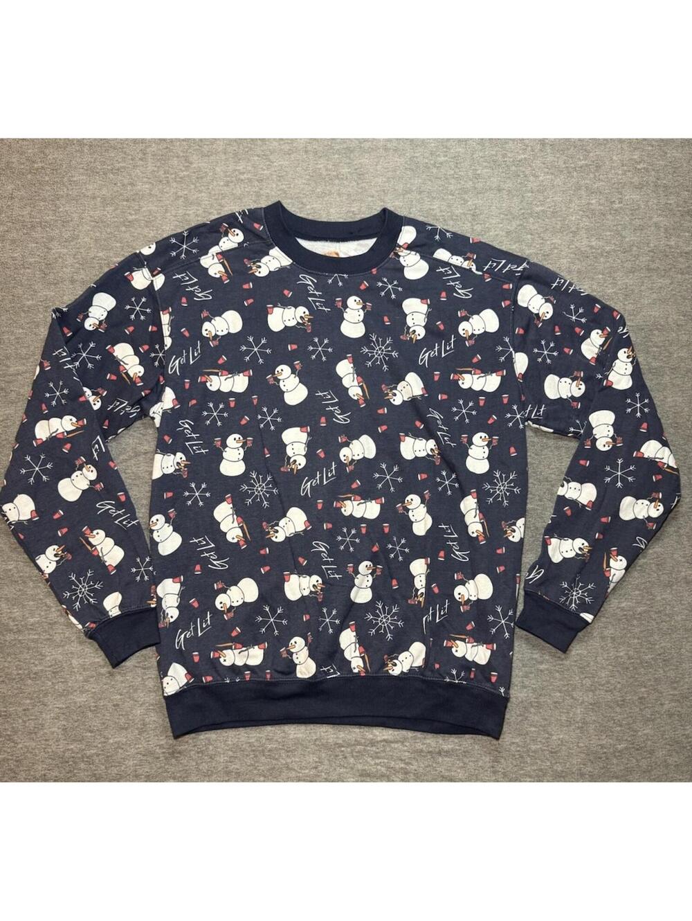 Spencer’s Unisex Funny Christmas Drinking Snowman Pull Over Crew Neck-Medium